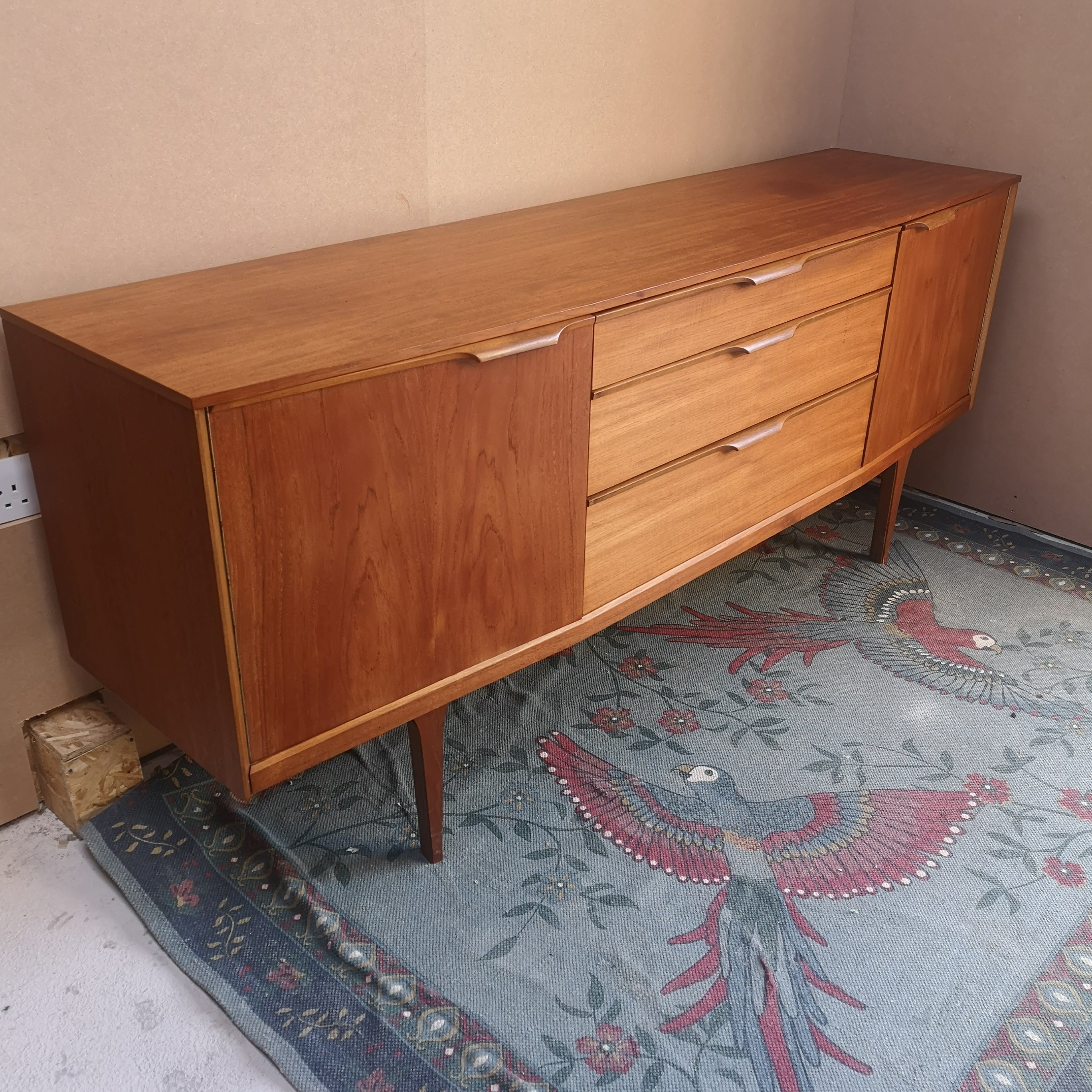 Austinsuite sideboard