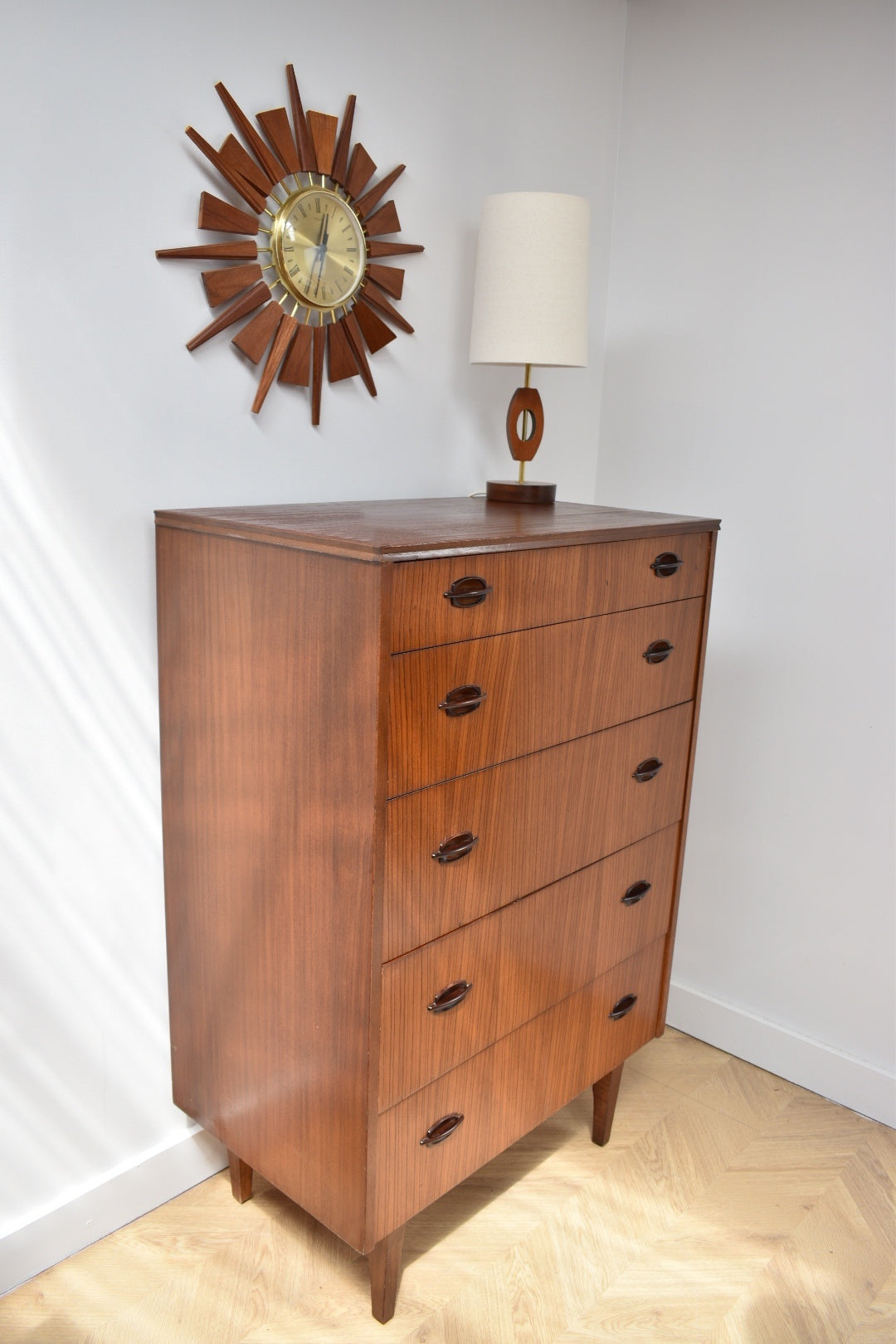 Elliots of Newbury Chest of Drawers