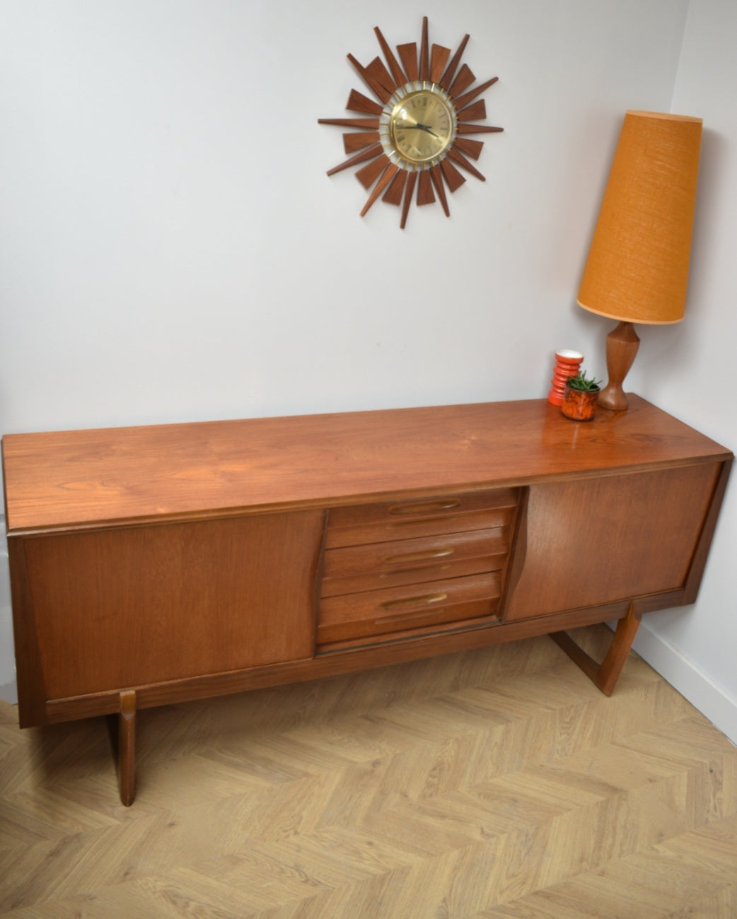 Elliots of Newbury Sideboard